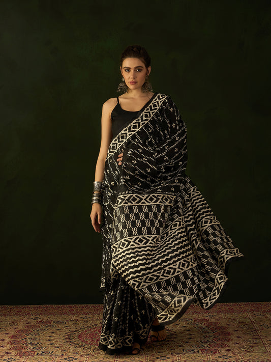 Womaniya Black Semi Cotton Printed Saree With Blouse Fabric– Sindh Fashions