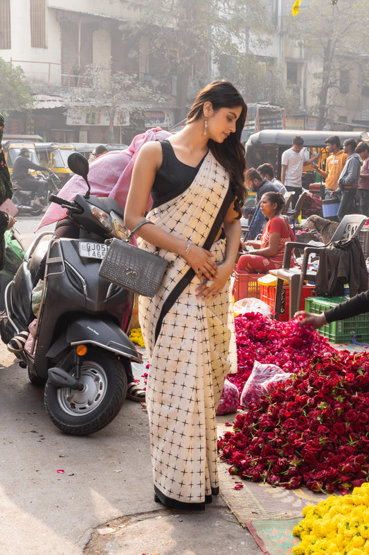 Womaniya White & Black Bhagalpuri Silk Saree
