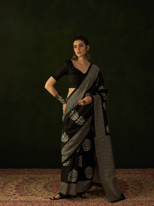 Shamiana Womaniya Saree